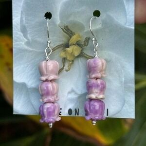 Handmade PUA Kalaunu (crown flower) handcarved shell earrings sterling silver